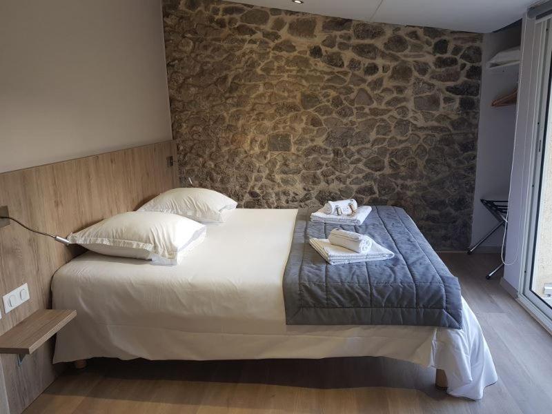 Hotel L'Oustau De La Font Reilhanette Rum bild